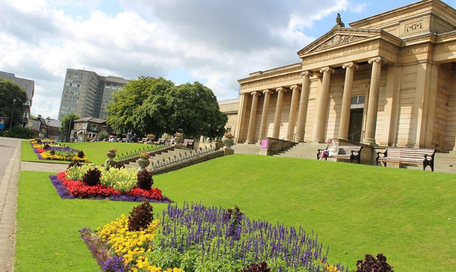 Embracing the Natural Beauty: Relaxing in Sheffield’s Holiday Cottages