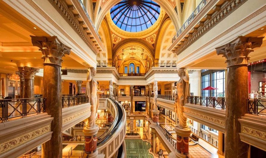 Retail Therapy in Las Vegas: Shop Your Heart Out!